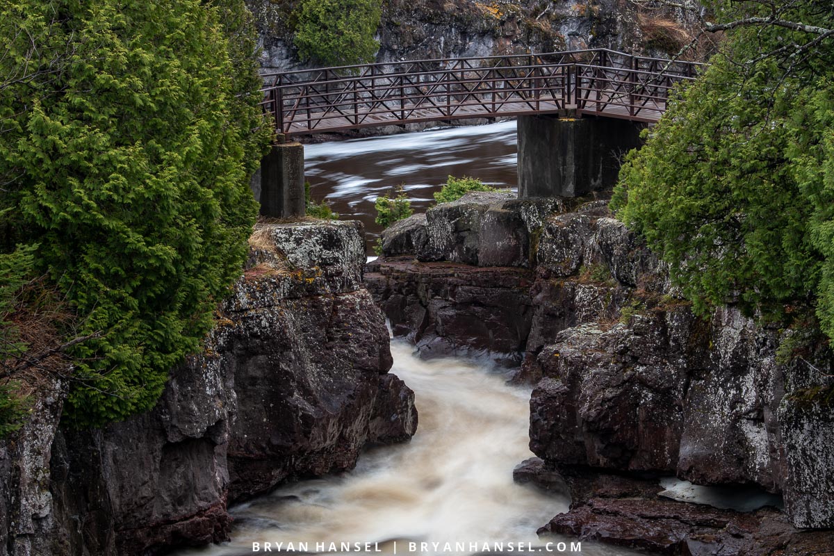 Temperance River during a raining day photography session