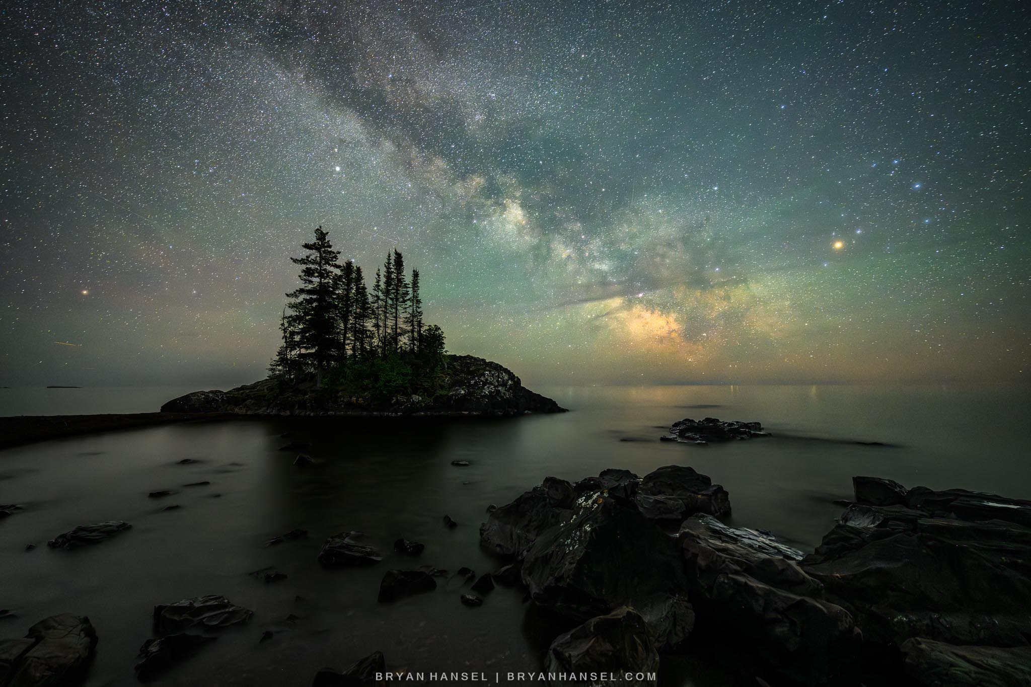 The tombolo on Lake Superior under the Milky Way